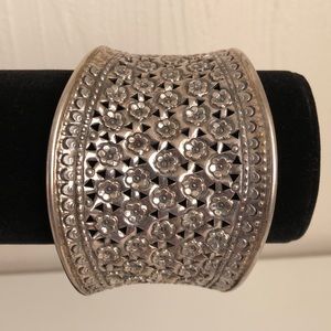Women’s Western Silver Flower Print Cuff Bracelet